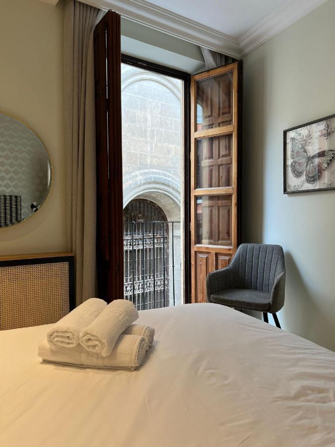 Apartamento Pie De Torre Catedral Granada Exterior foto
